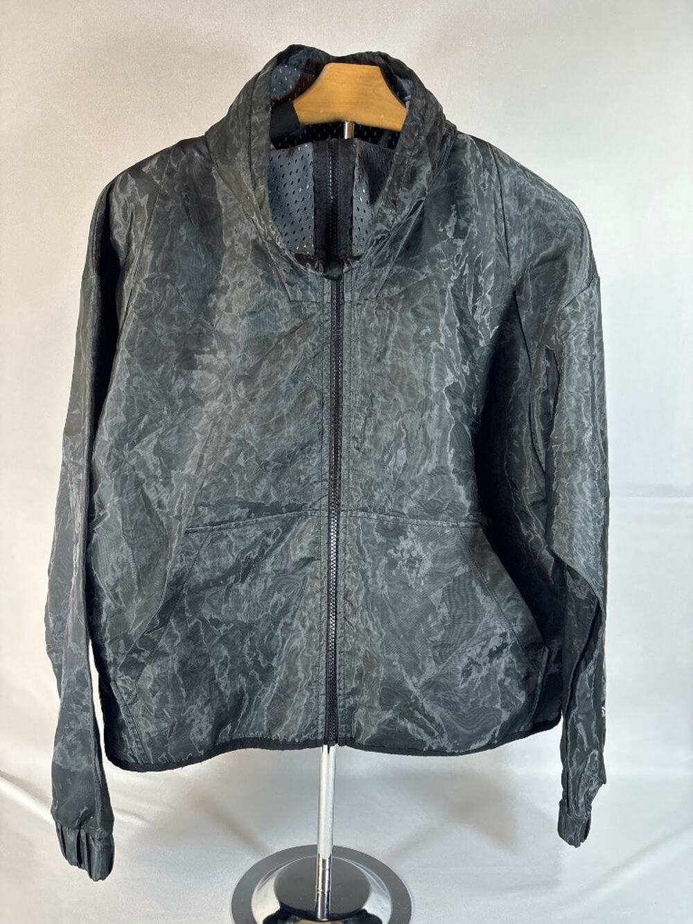 Champion C9 Windbreaker Jacket Dark Green Gray Camoβ Print Full Zip Women S